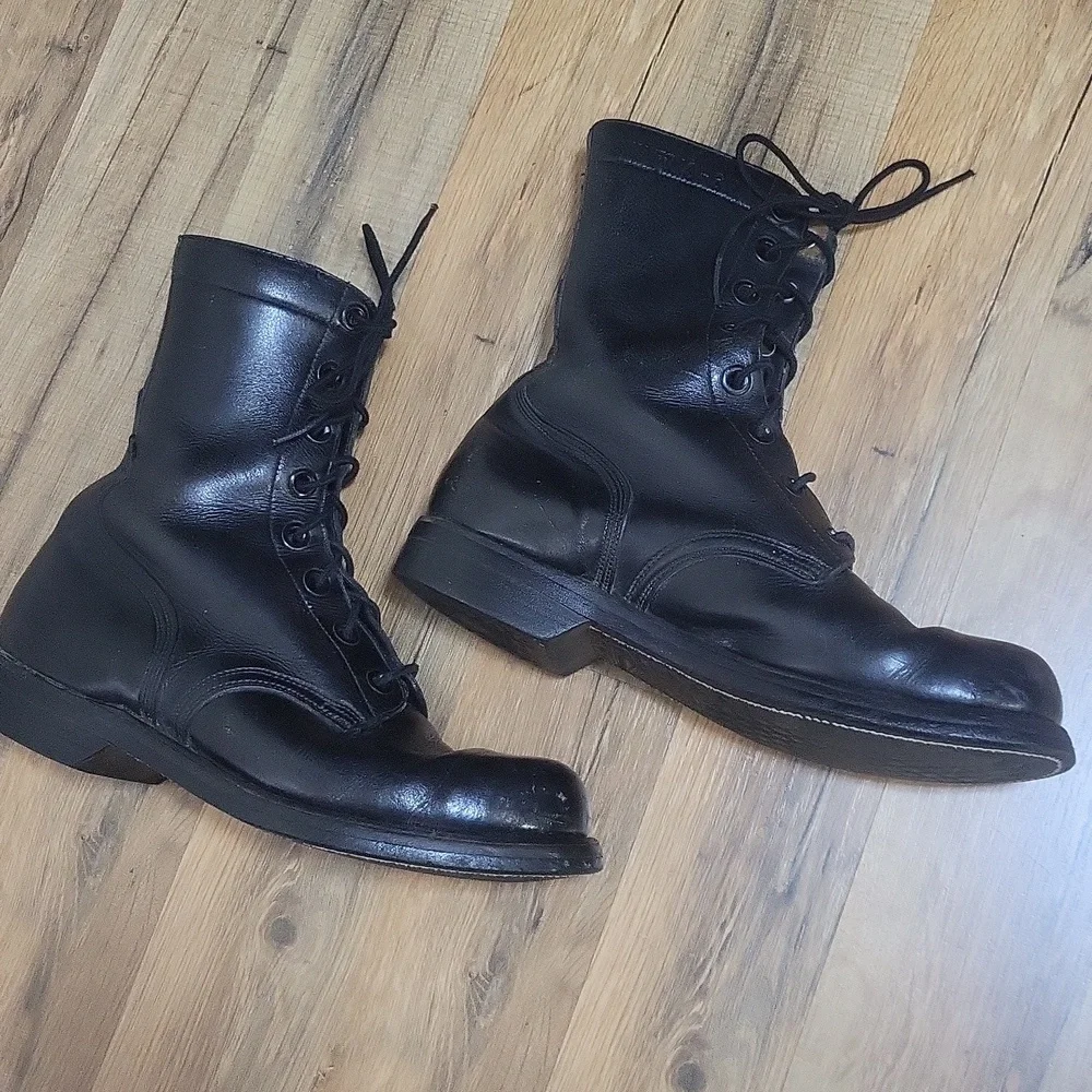 Vintage BF GOODRICH Black Steel Toe Laced Goodyear Heel Combat Boots - 8W - Picture 4 of 16